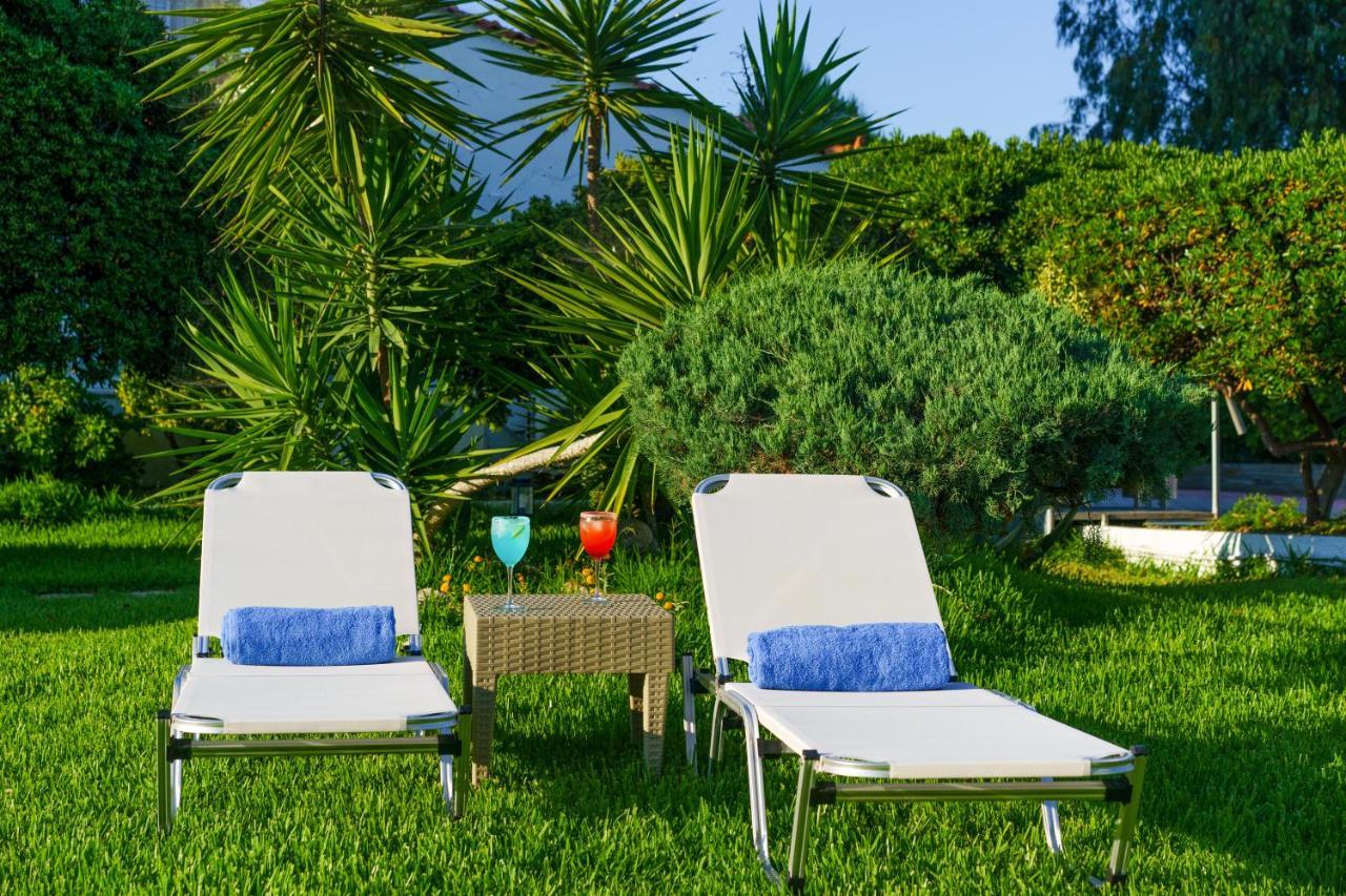 Stefania Hotel Amarynthos Exterior photo